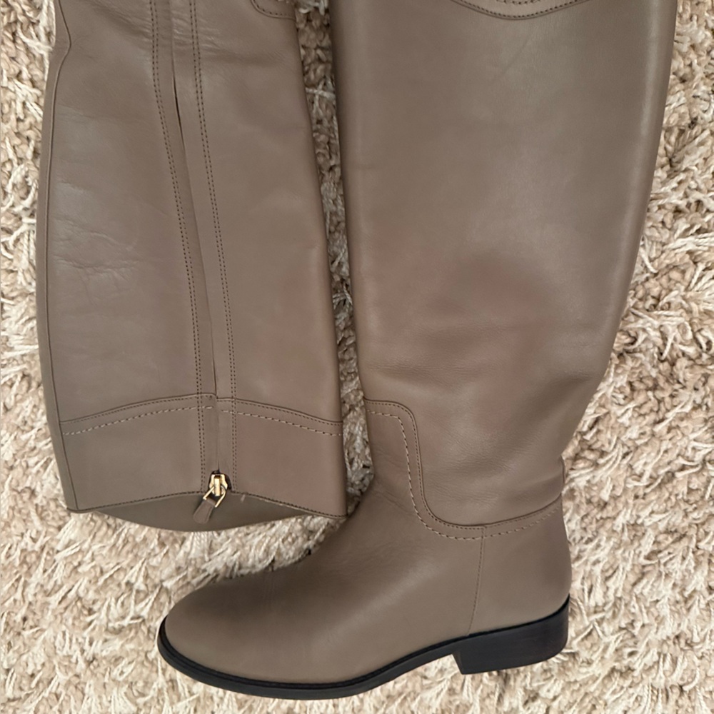 TORY BURCH ASHLYNN RIDING BOOT PORCINI US Women’s Size 6 Tall Boot w/ Box - Picture 15 of 16